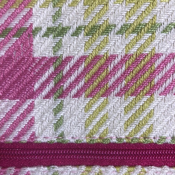 NEW Makeup Junkie Bag Size Small Sweet Plaid - Picture 4 of 7